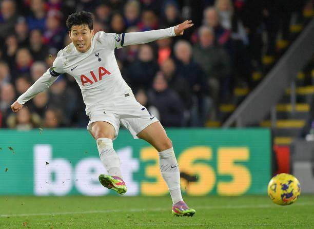 万博官网-4连胜领跑！孙兴慜转C位，没有凯恩的热刺更牛了？